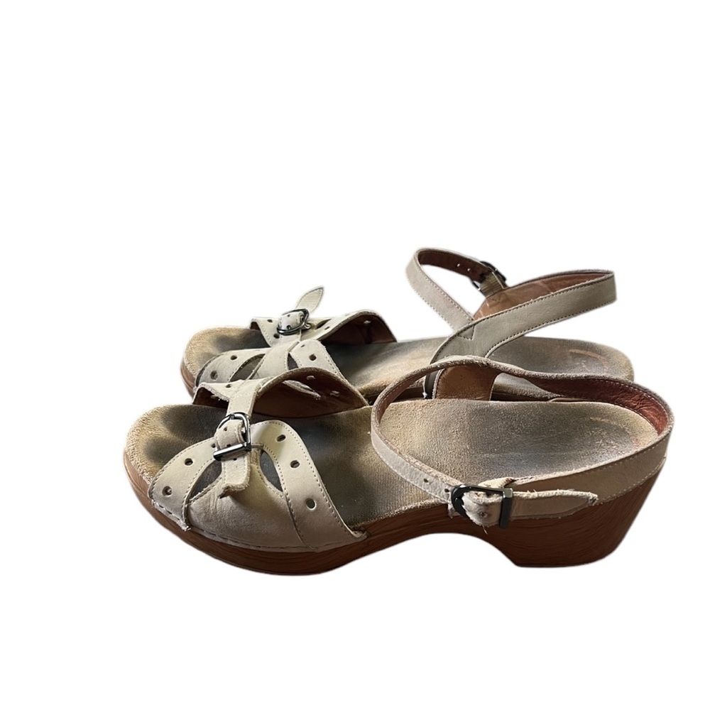 Dansko Womens Sissy Sandals Tan Cream Leather Chunky Heel Buckle Closure Size 10